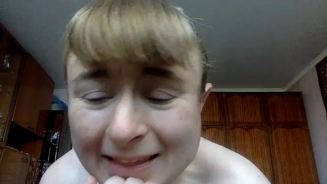 Snapshot of KlavdiaPetrivna chatting on July 2026 05:35:01 AM KlavdiaPetrivna online show from July 2026 05:35:01 AM