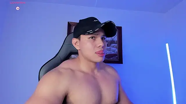 RoyConstance online show from February 2026 03:23:02 AM