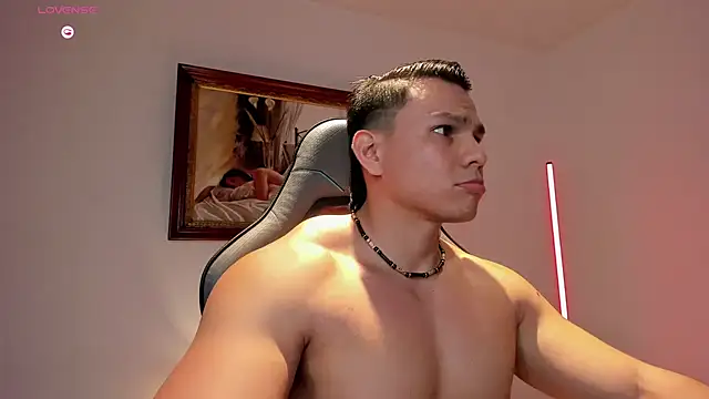 RoyConstance online show from July 2026 03:33:01 AM