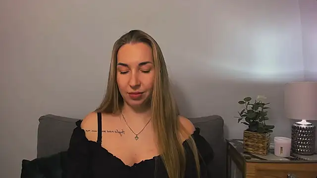 AriaDesire online show from January 2025 04:13:02 PM