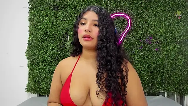 valentina 0  online show from November 2025 10:11:02 PM