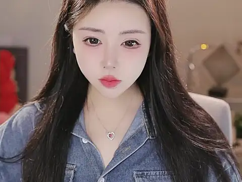 Qiaoqiao  online show from December 2025 04:12:02 PM