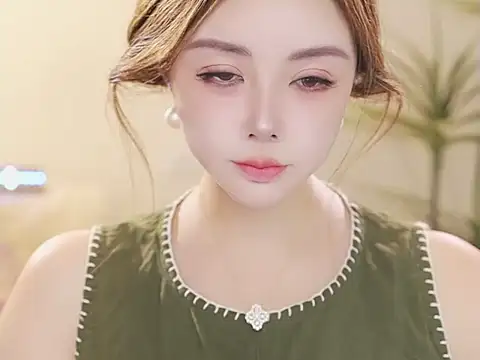 Qiaoqiao  online show from May 2026 03:29:02 PM