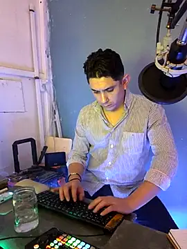 Anto BWC online show from October 2025 04:52:01 AM