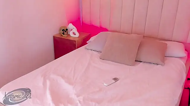 kosmic Angel online show from October 2025 01:45:02 PM