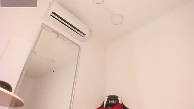 vera candella online show from November 2025 11:31:02 AM