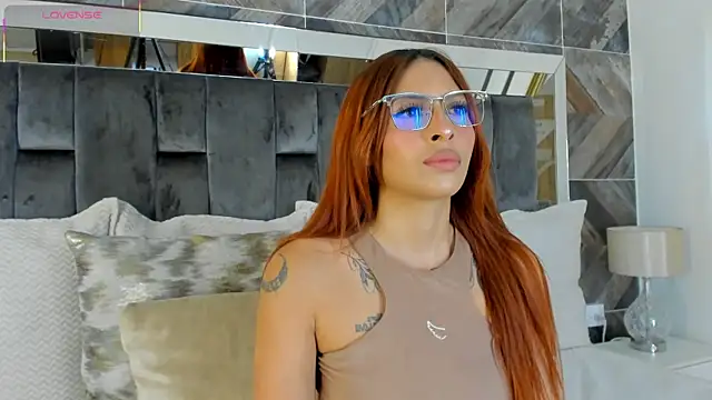 TaniaSmith1 online show from October 2025 11:05:01 PM