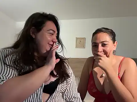 Snapshot of pili_placer chatting on November 2025 02:28:02 PM pili placer online show from November 2025 02:28:02 PM