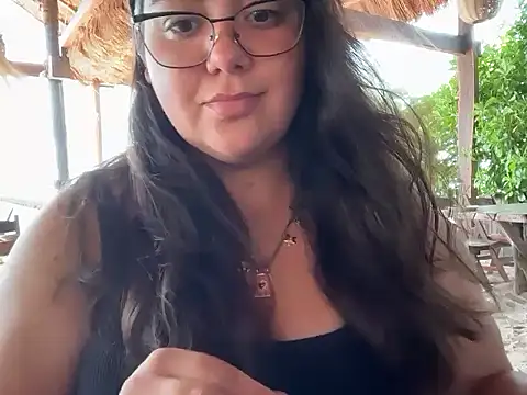 Snapshot of pili_placer chatting on February 2026 06:42:01 PM pili placer online show from February 2026 06:42:01 PM