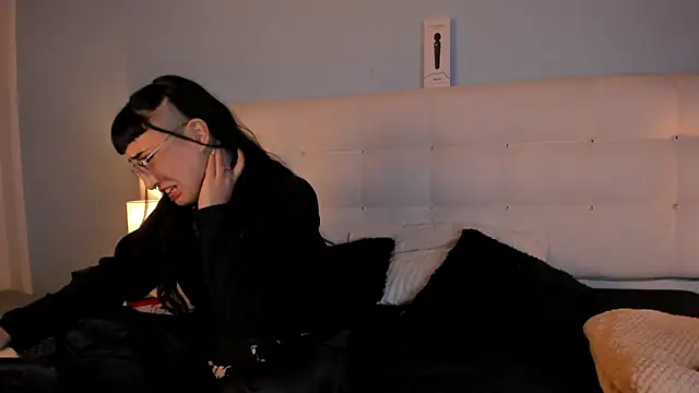 Snapshot of Cintya_Kros chatting on January 2025 02:33:01 AM Cintya Kros online show from January 2025 02:33:01 AM