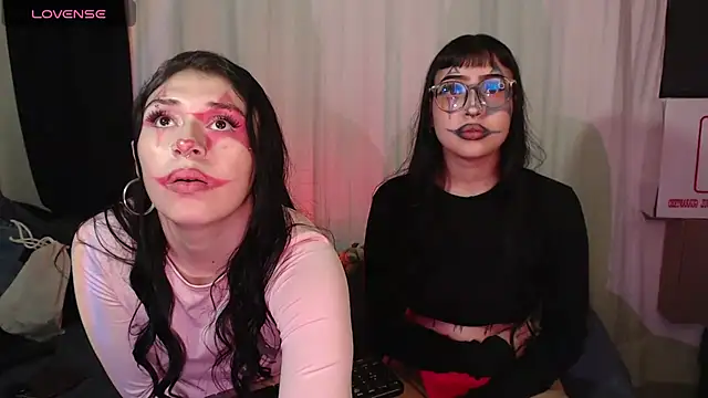 Snapshot of Cintya_Kros chatting on October 2025 11:56:02 PM Cintya Kros online show from October 2025 11:56:02 PM