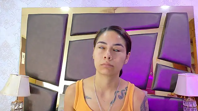 NicoleEsposito online show from October 2025 12:50:02 PM