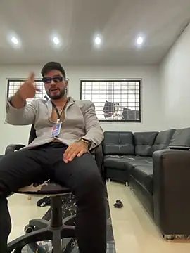 Snapshot of _tony8 chatting on October 2025 06:09:01 PM  tony8 online show from October 2025 06:09:01 PM