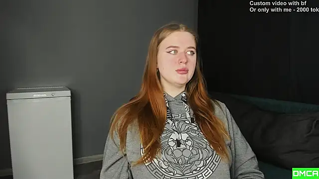 Pinku kitsune online show from February 2026 03:29:01 PM