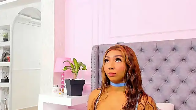 HaileeRoberts online show from February 2026 12:28:01 PM