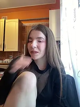 Snapshot of RoseMe_ chatting on March 2025 11:58:02 AM RoseMe online show from March 2025 11:58:02 AM