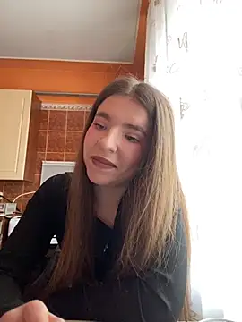 Snapshot of RoseMe_ chatting on March 2025 11:31:01 AM RoseMe online show from March 2025 11:31:01 AM