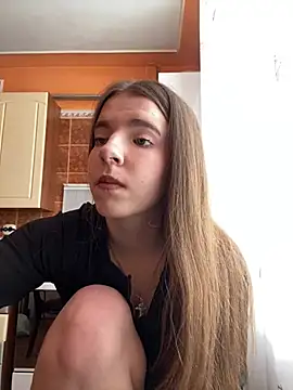 Snapshot of RoseMe_ chatting on March 2025 11:31:02 AM RoseMe online show from March 2025 11:31:02 AM