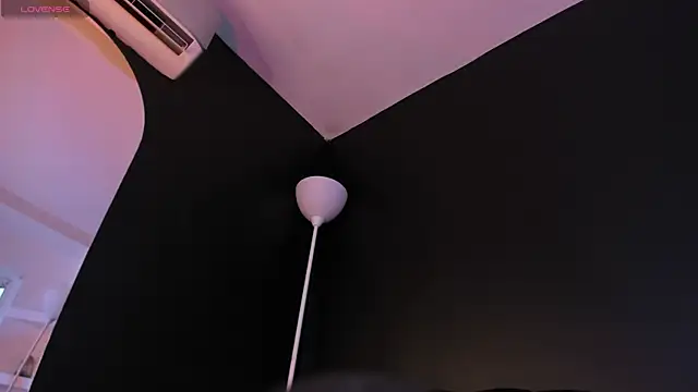 Snapshot of ALICEPOIXXXON chatting on January 2025 02:15:01 PM ALICEPOIXXXON online show from January 2025 02:15:01 PM