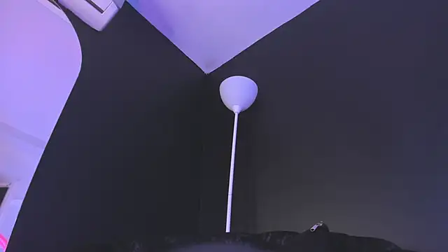 Snapshot of ALICEPOIXXXON chatting on March 2025 05:08:01 AM ALICEPOIXXXON online show from March 2025 05:08:01 AM