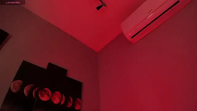 Snapshot of ALICEPOIXXXON chatting on September 2025 08:55:02 PM ALICEPOIXXXON online show from September 2025 08:55:02 PM