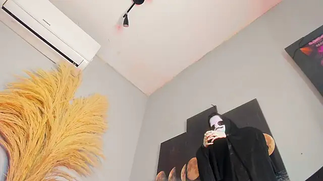 Snapshot of ALICEPOIXXXON chatting on October 2025 03:52:02 AM ALICEPOIXXXON online show from October 2025 03:52:02 AM