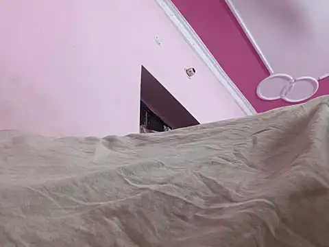 princeraj42 online show from February 2025 07:49:01 PM