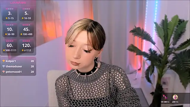 SaintGirl online show from January 2025 09:54:01 PM