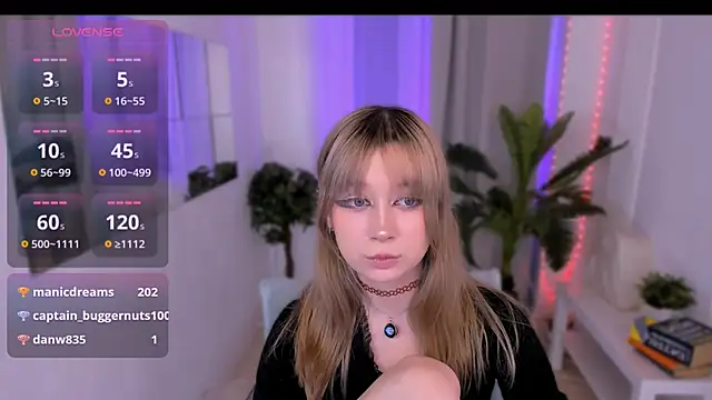 SaintGirl online show from March 2025 03:47:01 AM