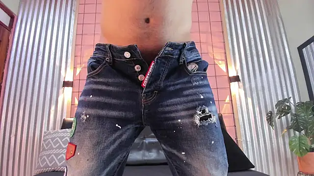 antony bigdick  online show from March 2025 01:36:02 AM