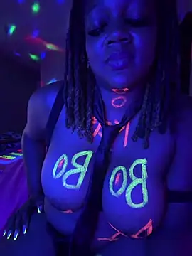 Naughty4Gifters27 online show from June 2026 03:25:01 AM