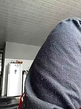 Snapshot of IamAlana_ chatting on January 2025 07:18:01 PM IamAlana online show from January 2025 07:18:01 PM