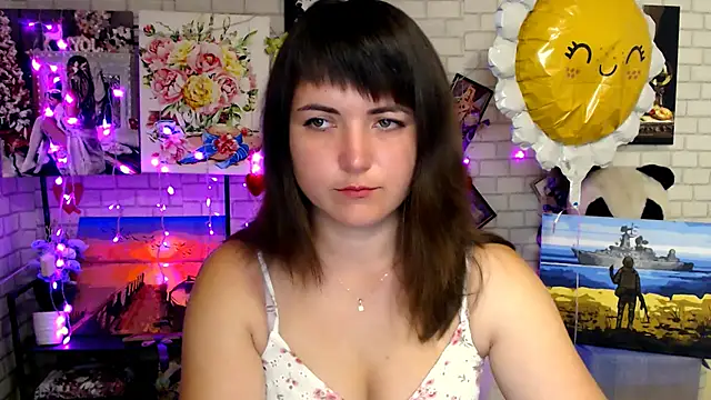 Darina M  online show from September 2025 04:57:01 AM