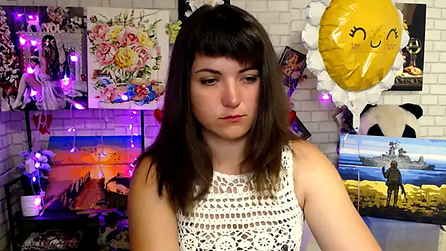 Darina M  online show from September 2025 04:47:01 AM