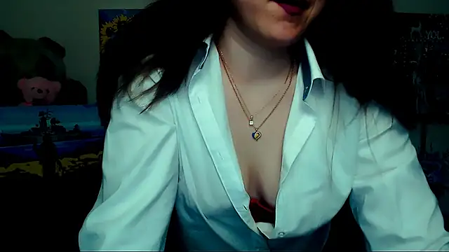 Snapshot of Darina_M_ chatting on May 2026 04:40:01 AM Darina M online show from May 2026 04:40:01 AM