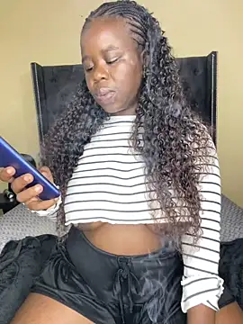 DarkBerry87 online show from April 2026 02:00:02 AM