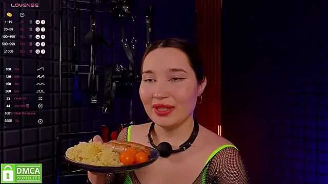 domDani subMay online show from December 2024 04:18:01 PM