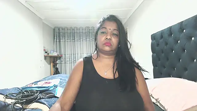 Snapshot of Indianmayaxoxo chatting on May 2026 09:42:01 PM Indianmayaxoxo online show from May 2026 09:42:01 PM