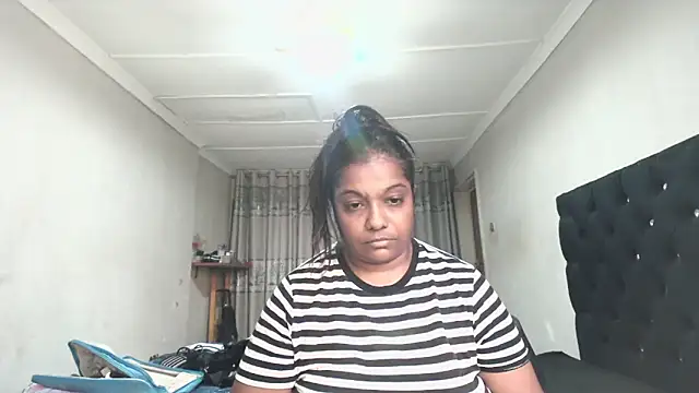 Snapshot of Indianmayaxoxo chatting on May 2026 12:01:01 PM Indianmayaxoxo online show from May 2026 12:01:01 PM