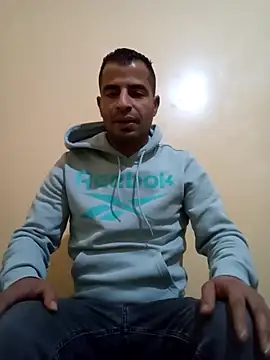 Snapshot of Bisex_activ19 chatting on December 2024 07:03:02 PM Bisex activ19 online show from December 2024 07:03:02 PM