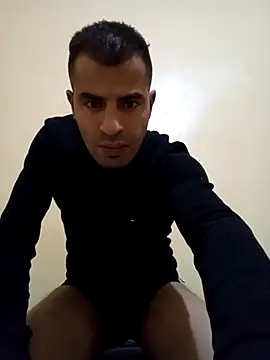 Snapshot of Bisex_activ19 chatting on December 2024 06:06:02 AM Bisex activ19 online show from December 2024 06:06:02 AM
