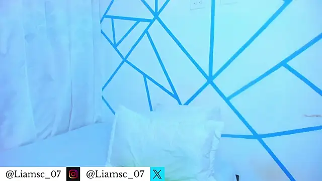 liam scott77 online show from December 2025 10:47:02 PM