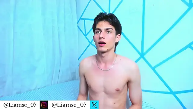 Snapshot of liam_scott77 chatting on June 2026 01:50:02 AM liam scott77 online show from June 2026 01:50:02 AM