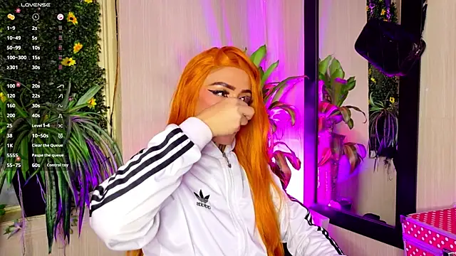 Micaela Rangel online show from October 2025 05:04:02 AM