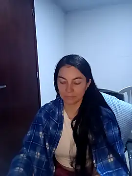 renata hot1 online show from February 2025 07:15:01 AM