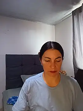 Snapshot of renata_hot1 chatting on June 2026 07:08:02 PM renata hot1 online show from June 2026 07:08:02 PM