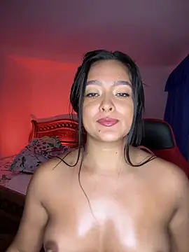 Snapshot of cristina1800 chatting on February 2025 08:18:01 AM cristina1800 online show from February 2025 08:18:01 AM