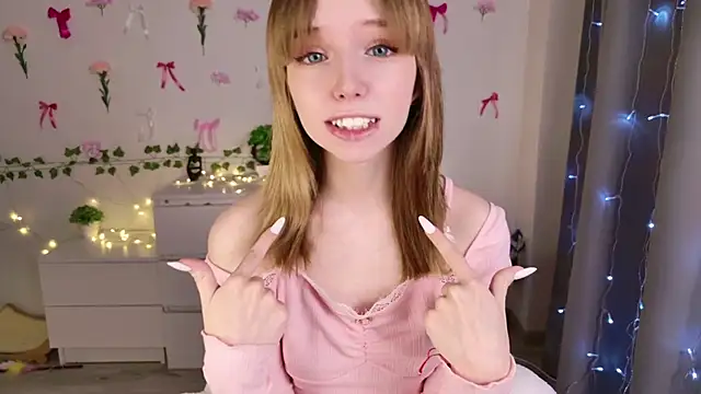 b4by LoL1 online show from March 2025 02:55:02 PM