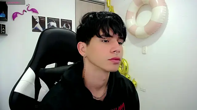 Tayson Rivers online show from September 2025 07:02:02 PM