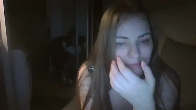 AnnaDiamond1 online show from September 2025 09:20:01 PM